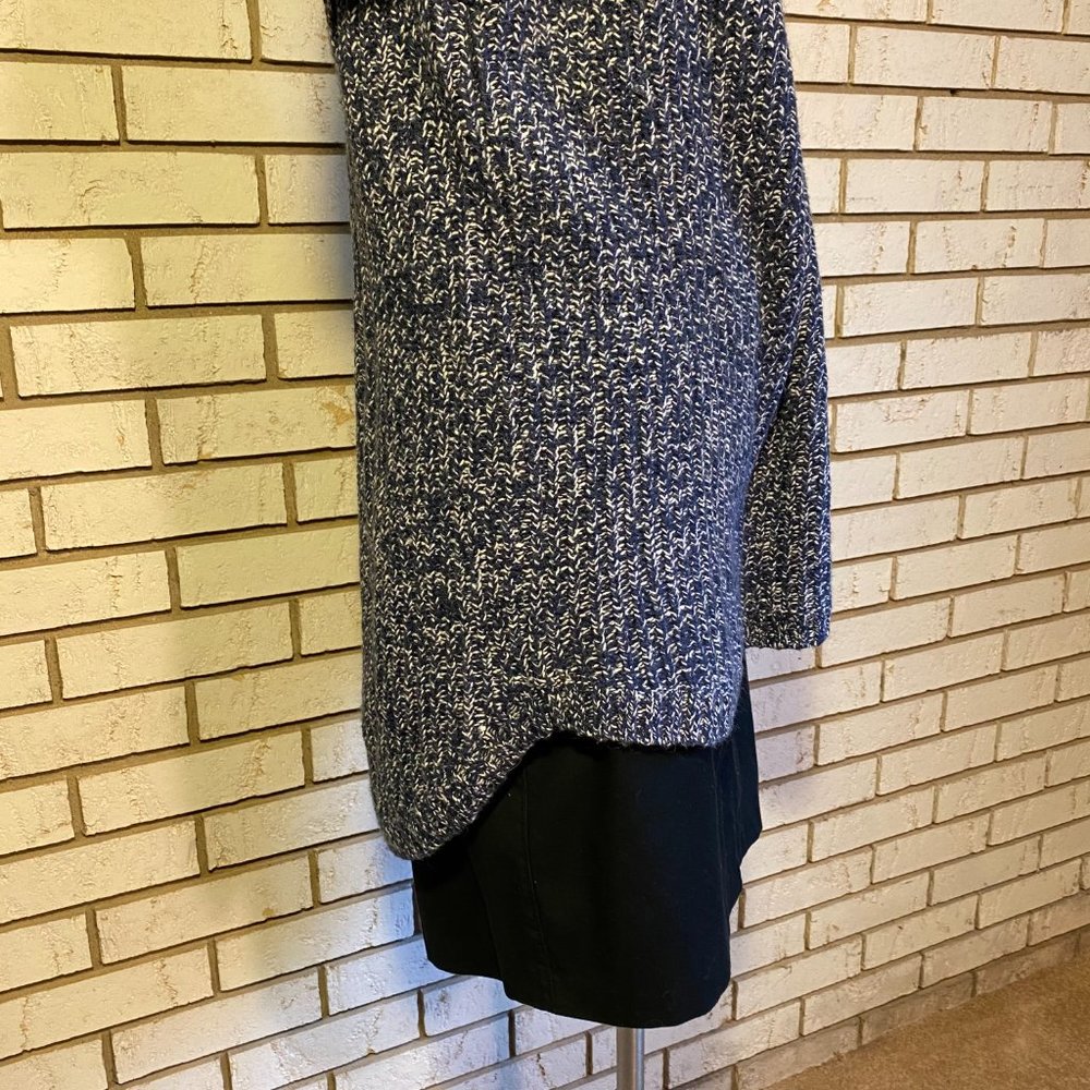 H&M | Navy turtle neck tunic sweater SZ L - Picture 3 of 6